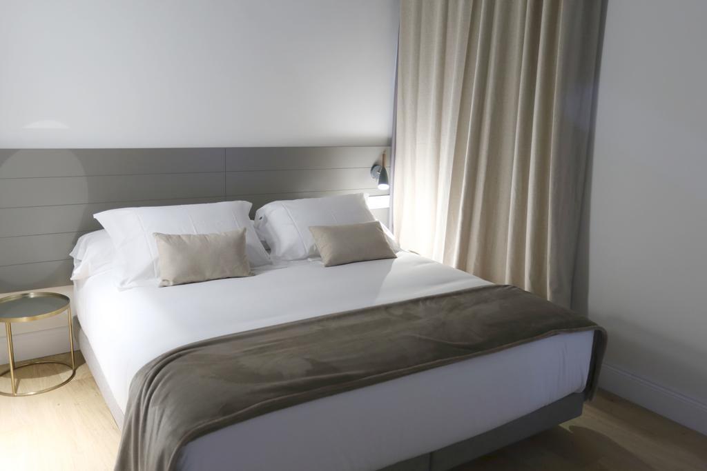 Apartaments Placa Del VI 지로나 외부 사진