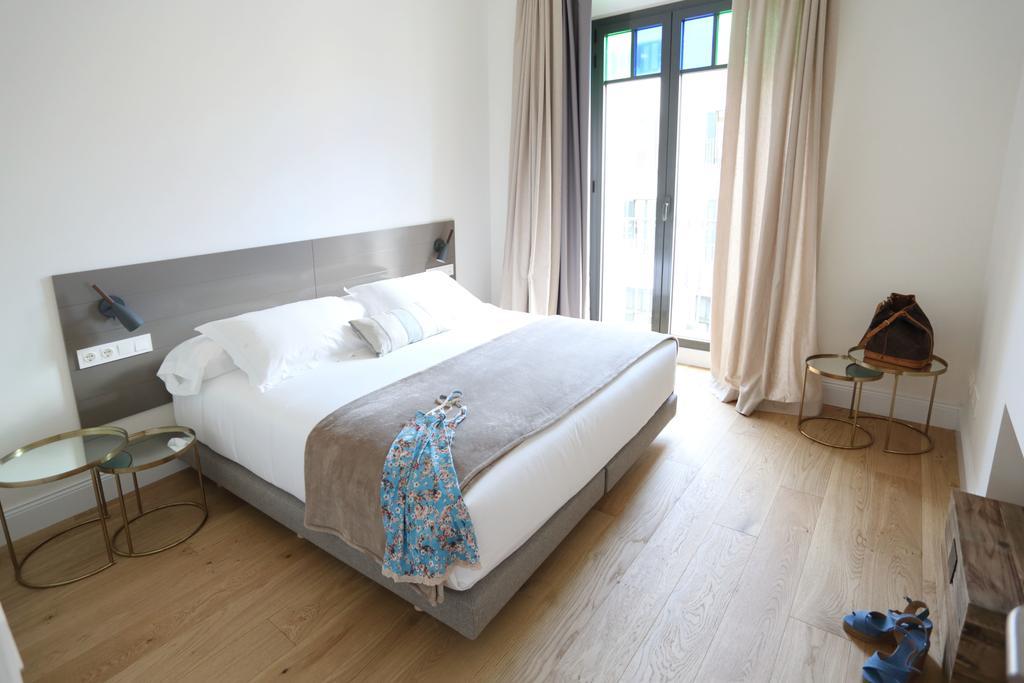 Apartaments Placa Del VI 지로나 외부 사진
