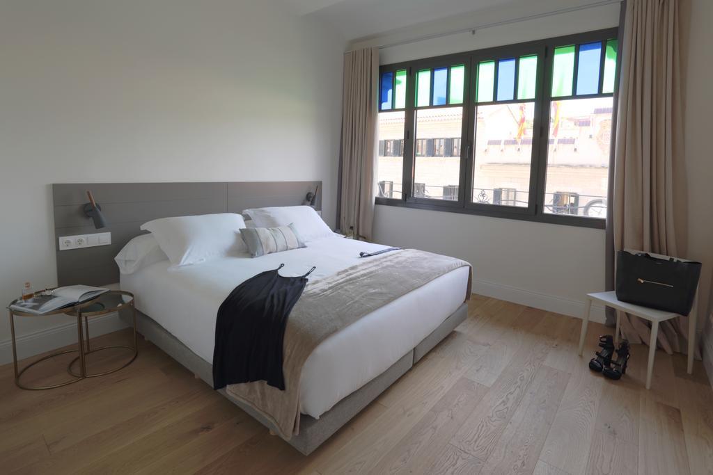 Apartaments Placa Del VI 지로나 외부 사진