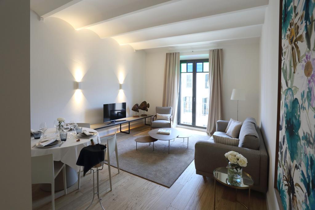 Apartaments Placa Del VI 지로나 외부 사진